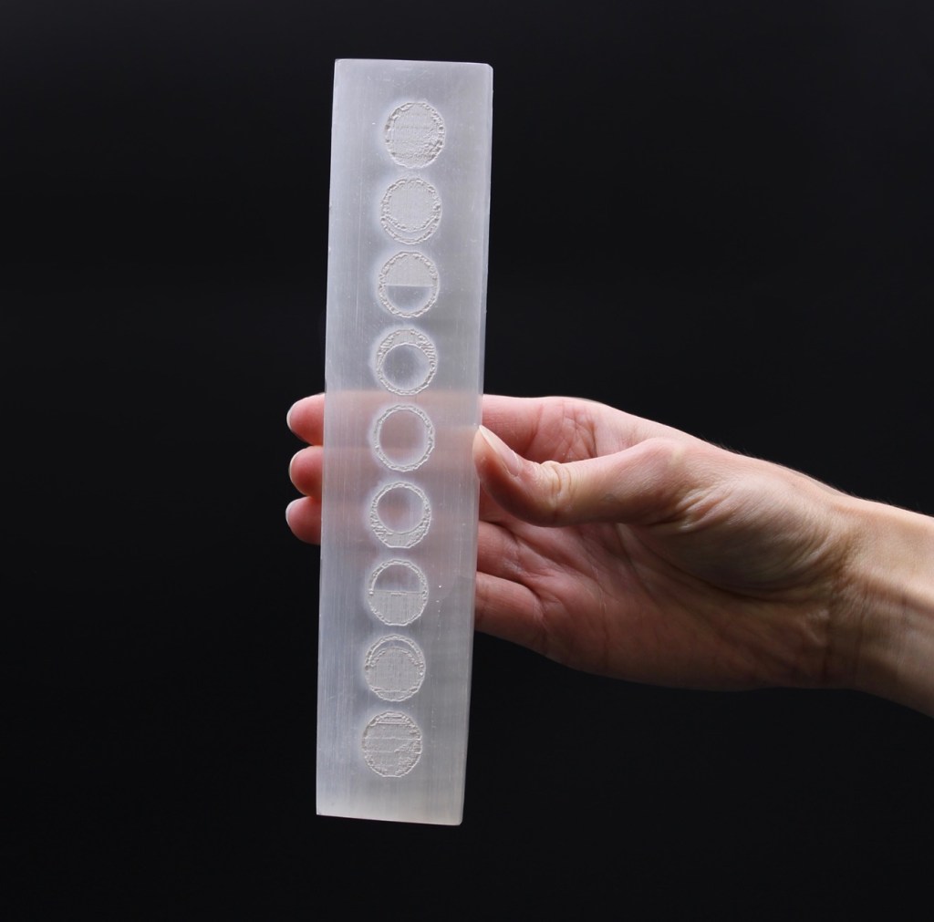 Selenite Flat Bar Charging Plate 20cm - Moon Cycles