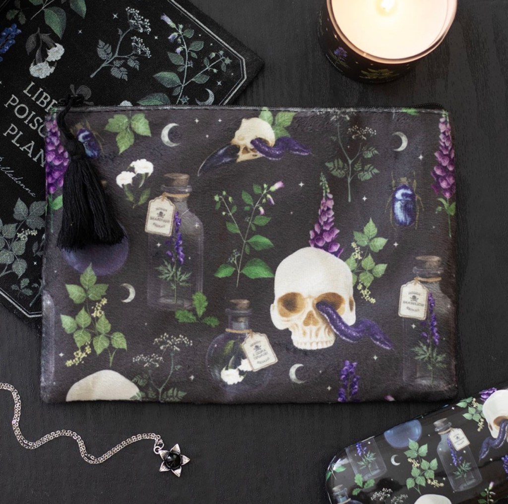 Venom & Vines Print Makeup Bag